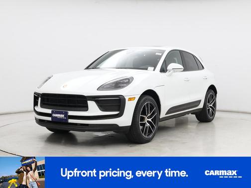 White 2022 Porsche Macan
