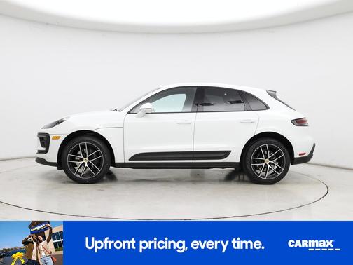 White 2022 Porsche Macan
