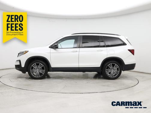 White 2022 Honda Pilot Sport