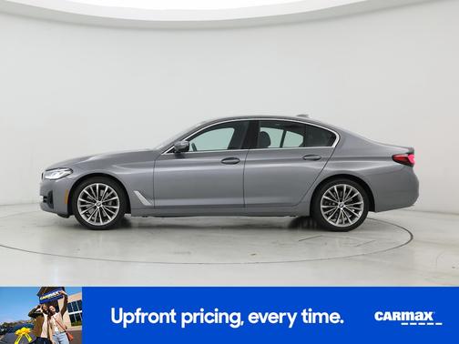 Gray 2023 BMW 540 I