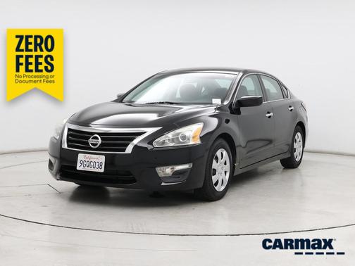 Black 2015 Nissan Altima SL