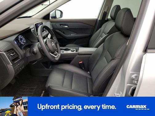 Silver 2023 Nissan Rogue SV