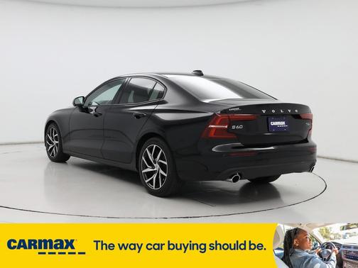 2019 Volvo S60 T6 Momentum