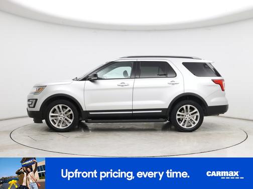Silver 2017 Ford Explorer XLT