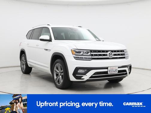 White 2018 Volkswagen Atlas SE w/Tech