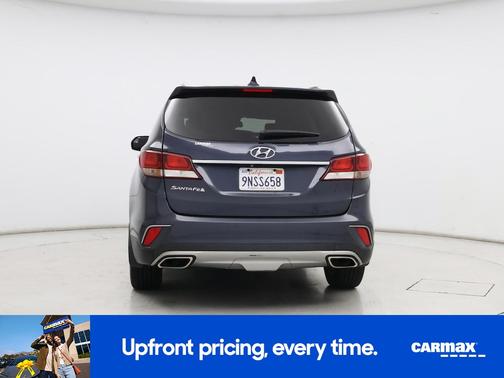 2017 Hyundai SANTA FE SE