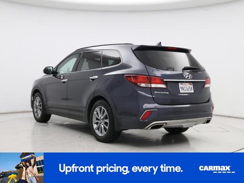 2017 Hyundai SANTA FE SE