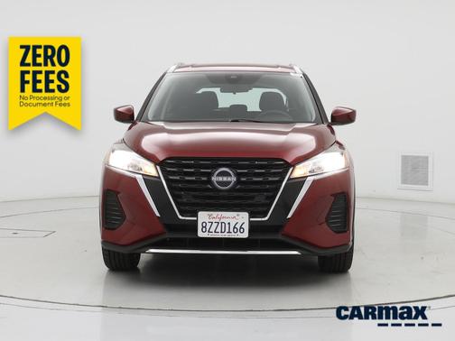 Red 2022 Nissan Kicks SV