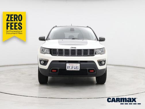 White 2018 Jeep Compass Trailhawk