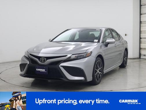 Silver 2022 Toyota Camry SE