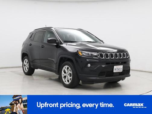 Black 2024 Jeep Compass Latitude