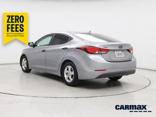 Silver 2015 Hyundai ELANTRA SE