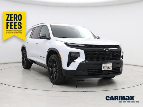 White 2026 Chevrolet Traverse RS