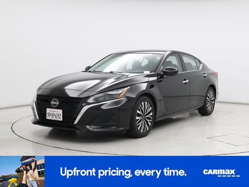 2023 Nissan Altima SV