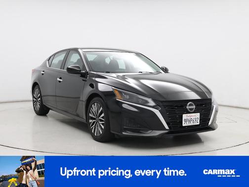 2023 Nissan Altima SV