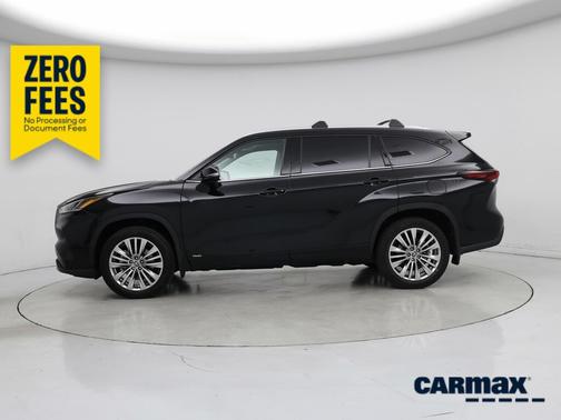 Black 2026 Toyota Highlander Hybrid Platinum