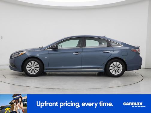 2016 Hyundai SONATA Hybrid SE
