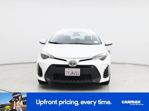 White 2017 Toyota Corolla SE