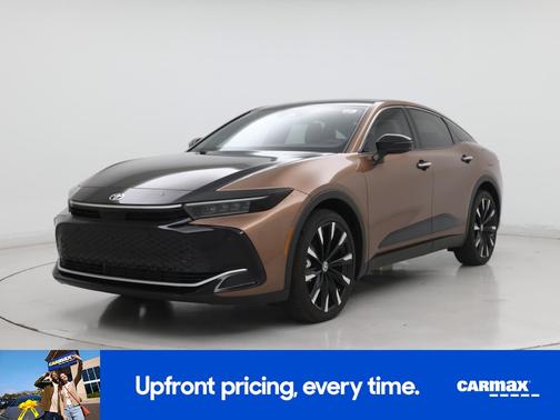 2023 Toyota Crown Platinum