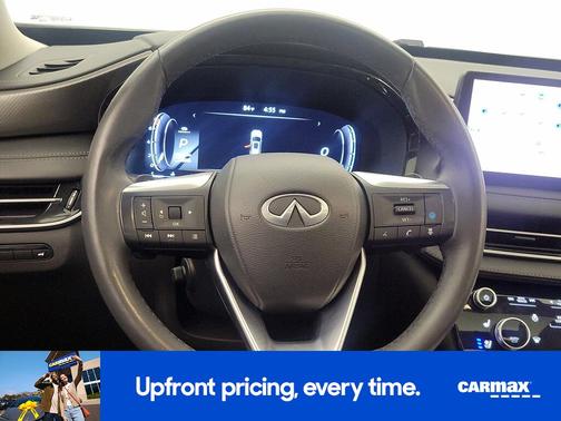 White 2024 INFINITI QX60 Luxe