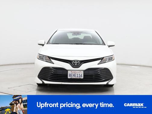 White 2018 Toyota Camry LE
