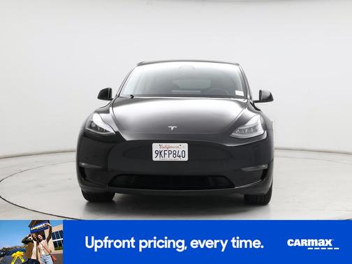 Black 2023 Tesla Model Y