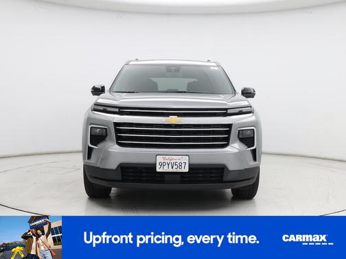 Silver 2024 Chevrolet Traverse LT