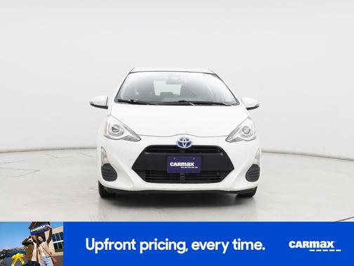 2016 Toyota Prius c Three