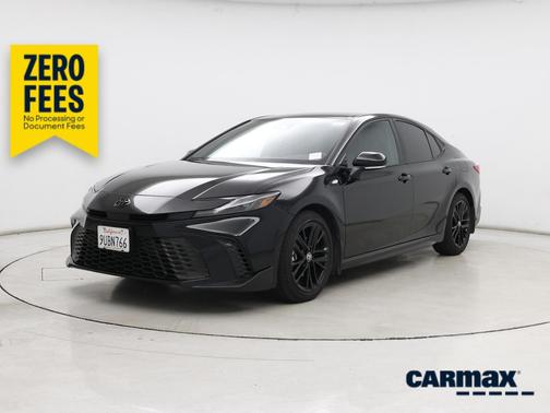 Black 2025 Toyota Camry SE