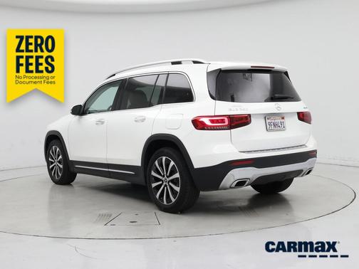 White 2023 Mercedes-Benz GLB 250