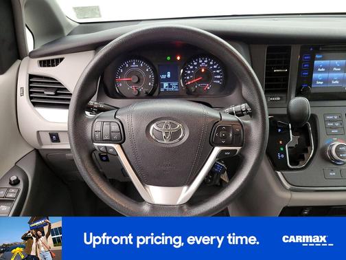 Silver 2017 Toyota Sienna LE