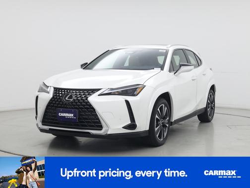 White 2025 Lexus UX 300h Premium