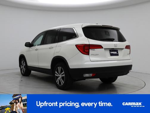 White 2018 Honda Pilot EX