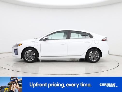 2022 Hyundai IONIQ Plug-In Hybrid SEL