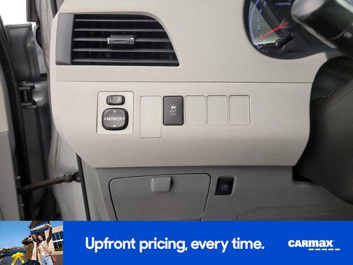 2014 Toyota Sienna LE