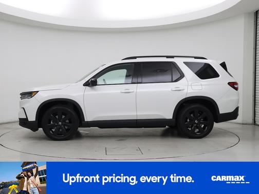 White 2025 Honda Pilot Black Edition