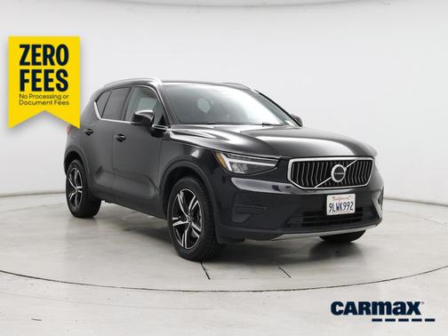 Black 2024 Volvo XC40 B5 Core Bright Theme