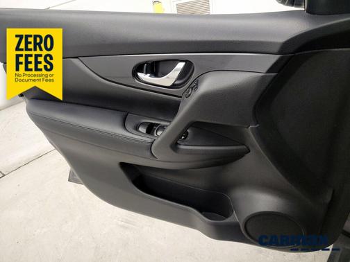 Gray 2018 Nissan Rogue SV