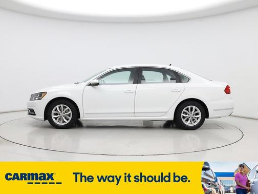2016 Volkswagen Passat S