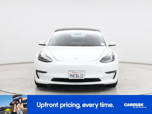White 2023 Tesla Model 3