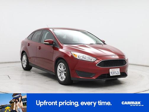 Red 2015 Ford Focus SE