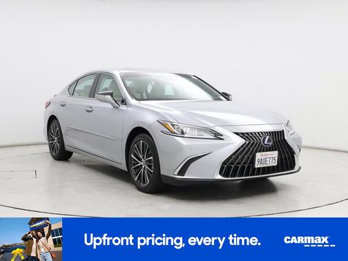 Silver 2022 Lexus ES 300h
