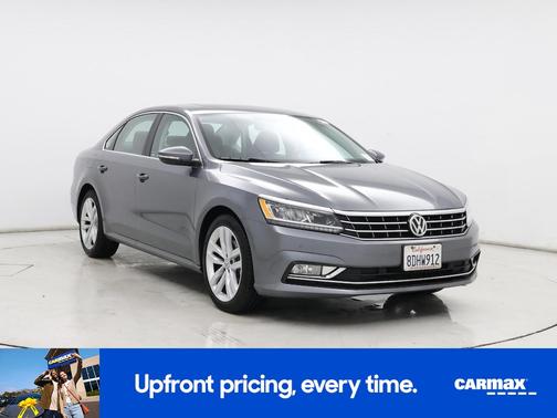 2018 Volkswagen Passat SE w/Tech