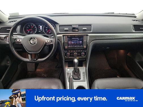 2018 Volkswagen Passat SE w/Tech