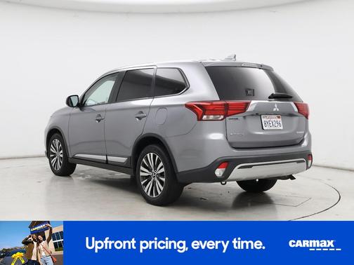 Silver 2019 Mitsubishi Outlander ES