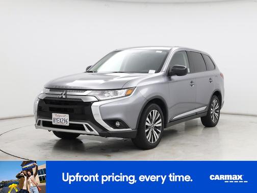 Silver 2019 Mitsubishi Outlander ES