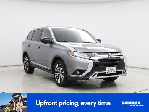 Silver 2019 Mitsubishi Outlander ES
