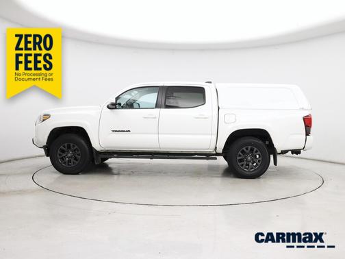 White 2021 Toyota Tacoma SR5