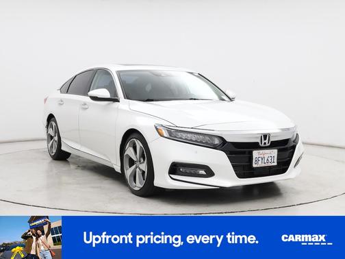 White 2018 Honda Accord Touring