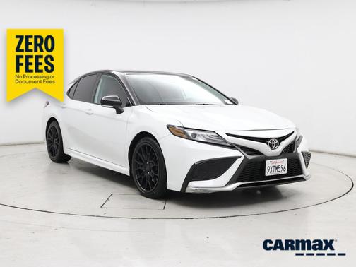 White 2021 Toyota Camry XSE